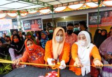 Kompak, Para Janda di Makassar Dukung Danny Pomanto Jadi Walikota