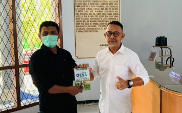 H.M. Amir Uskara, Wakafkan Bukunya Ayo Membangun Desa di Perpustakaan Abdul Rasyid Daeng Lurang, Gowa