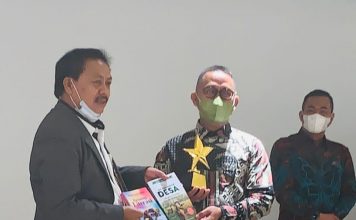 Kepala Perpustakaan Nasional: Buku Ayo Membangun Desa Karya AU, Layak Jadi Bacaan Desa Indonesia