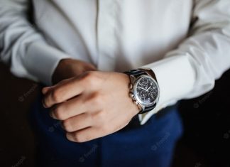 Tentang Parodi Polisi Fashion Week