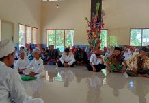 Warga Antusias Peringati Maulid di Masjid Wihdatul Ummah Desa Dwitiro