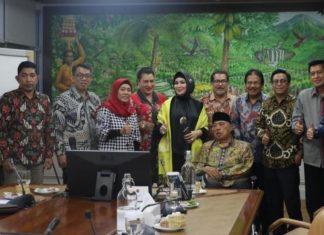 Pertemanan dan Kolaborasi Trio ERB Lembang Sembilan