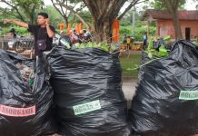 Lebih 100 Relawan Beraksi di Hari Peduli Sampah Nasional, Kadis DLHK : Wahdah Islamiyah Luar Biasa!