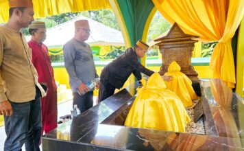 Jelang Dilantik, Ketua KKSS Kepri Ziarah ke Makam Raja Haji Fisabilillah