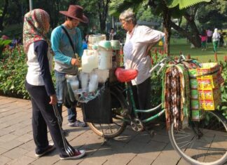 Utamakan Belanja di Pedagang Kecil
