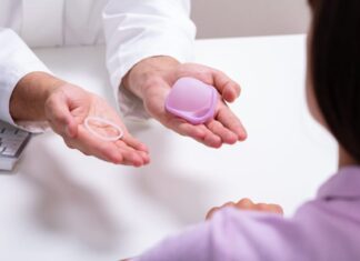 Penyediaan Alat Kontrasepsi Anak Usia Sekolah dan Remaja: Inisiatif Siapa?