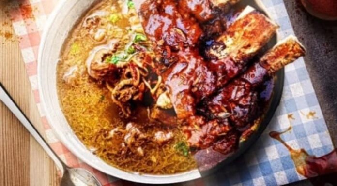 Keseruan dan Keharuan Coto vs Konro, Asyik dan Menghibur