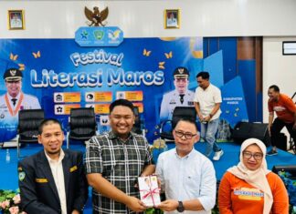 Luar Biasa, Tetap Bergerak Walau Sendiri Tanpa Gaji