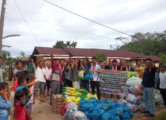 DPC Gmni Dairi salurkan bantuan sembako untuk korban terdampak bencana banjir dan longsor di Tapanuli Tengah