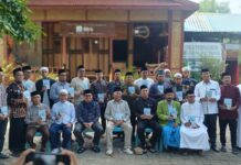 Ashar Tamanggong, Pewaris Ulama “ Langit Tak Pernah Offline” Luncurkan Buku