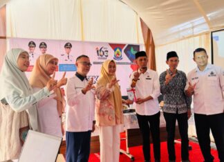 Salmawati Paris Serahkan Buku nya di Perpustakaan Jeneponto, BAK Bedah Literasi Informasi