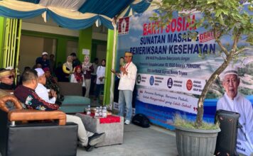 Bakti Sosial KKSS Banten Berbagi, Layani Ratusan Warga dengan Pemeriksaan Kesehatan, Sunatan Massal, dan Pembagian Sembako